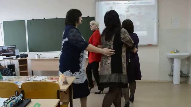 Элла Сергиенко - Музыкальное привествие смотреть онлайн