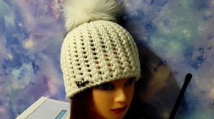 ШАПКА РЕЛЬЕФНЫМИ ДОРОЖКАМИ КРЮЧКОМ. Шапочка для начинающих..mp4