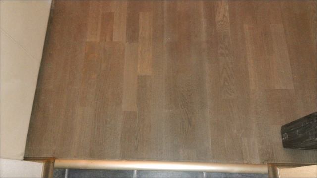 Холл 16м2. Устройство стяжки и укладка Паркетной доски. Подпишитесь и ставьте лайки.. смотреть онлайн