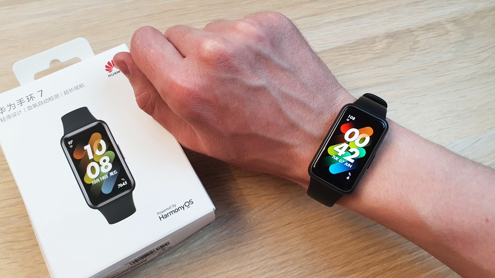 HUAWEI BAND 7 - ОБЗОР И ПЕРВАЯ НАСТРОЙКА ФИТНЕС-БРАСЛЕТА смотреть онлайн