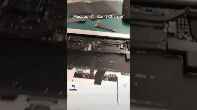 #MacbookAir cannot Charge? No Charging Light? #fyp #fypシ #macrepair #mac #macbook #repair #apple смотреть онлайн