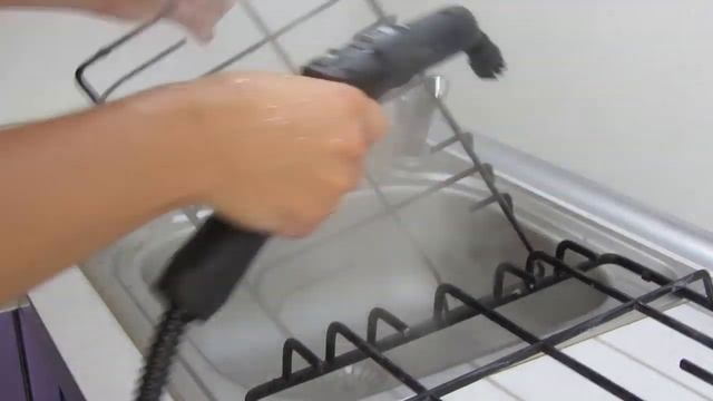 Пароочиститель Керхер SC-2. Год эксплуатации. Моем плиту и мойку.