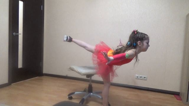 ОФП фигуриста. Ласточка. Флажок/ Упражнения на координацию/Figure skating for kids смотреть онлайн