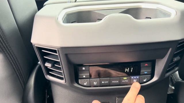 2024 Toyota Sequoia PLATINUM | Loaded Excellence with Toyota Reliability! смотреть онлайн