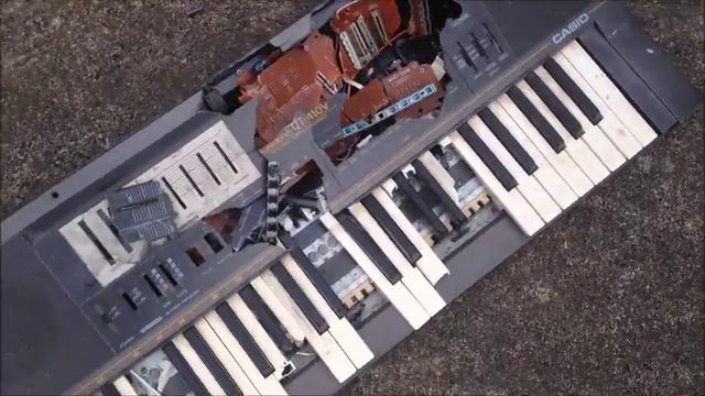 IT'S SO F*CKEN SATISFYING (hammer vs keyboard смотреть онлайн