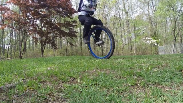 Angled Free mount onto 29" Nimbus Oracle Unicycle смотреть онлайн