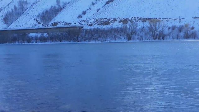 Любо дорого смотреть на Усть-Каменогорск когда ветер смотреть онлайн