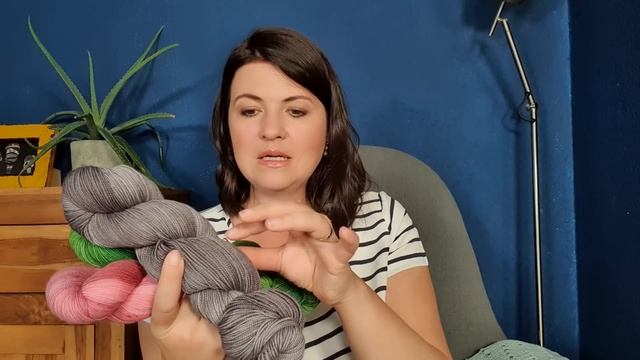 quickstrick Strickpodcast #32 Das Samba Tee von we are knitters. Top oder Flop? смотреть онлайн
