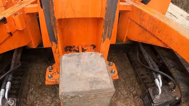 Фундамент в Латвии / Pamati Latvija / Монтаж свай / Pāļu montāža / смотреть онлайн