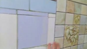 Как клеить Панели ПВХ на старую плитку.