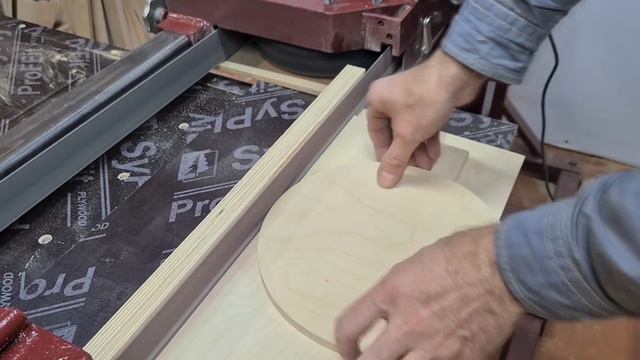 Гибрид ленточной пилы и мини пилорамы 2 ч. /hybrid band saw, sander and mini sawmill part 2 смотреть онлайн