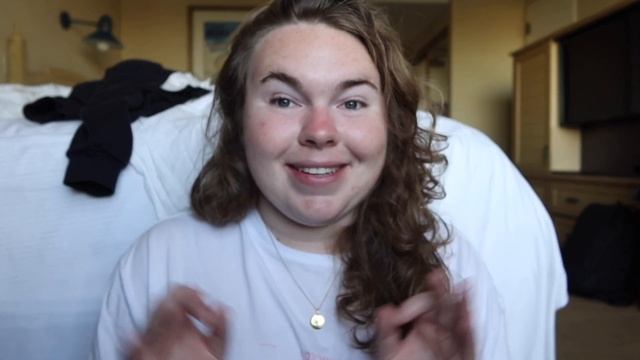 WELCOME TO DISNEYLAND | Happiest Place On Earth | VLOG⁴ 33 смотреть онлайн