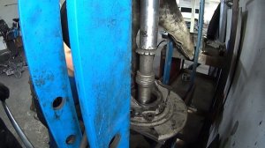 Мерседес Vito выпресовка заднего ступичного подшипника  СТО Авторитет Н Каховка