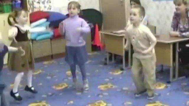 КОММУНИКАЦИОННЫЕ ИГРЫ ЖЕЛЕЗНОВЫХ "МЕДВЕЖАТА" смотреть онлайн