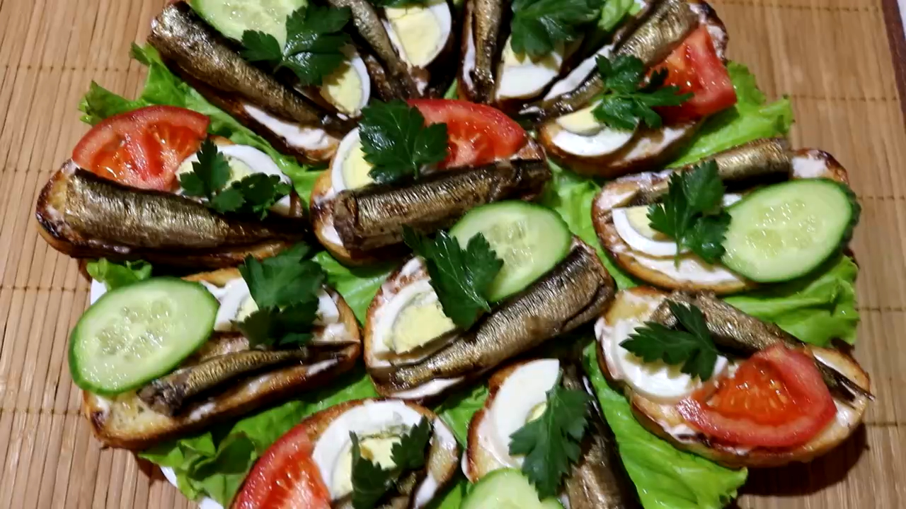 Очень Вкусные и Праздничные Бутерброды со Шпротами/Простая и Быстрая Холодная Закуска/Sandwiches