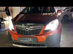 Вместо штатного галогена на Opel Mokka 2014 года выпуска установили светодиодные модули Aozoom A13.