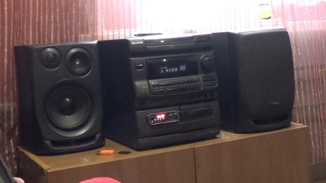 Как подключить телефон к музыкальному центру