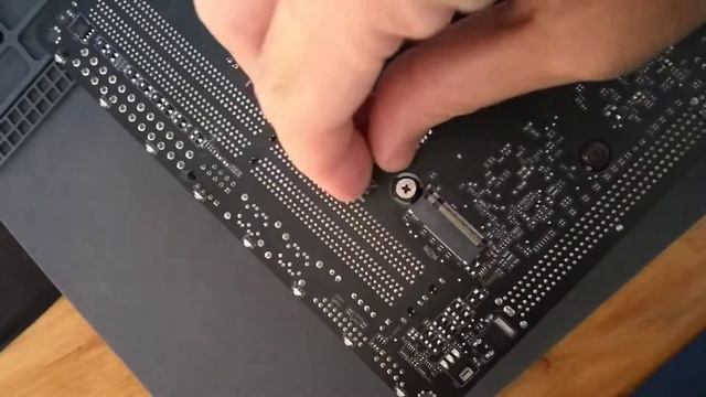 Instalação do Cooler ID-Cooling IS-40X смотреть онлайн
