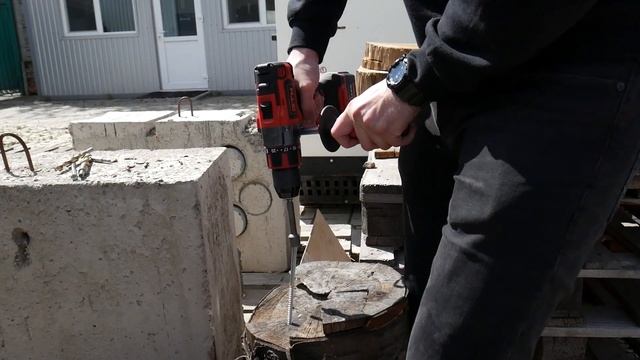 Акумуляторний дриль-шурупокрут ударний GTM DSI 18/75 BL смотреть онлайн