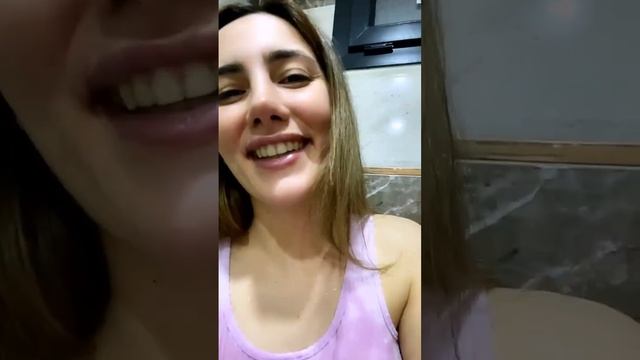 PERİSCOPE AZGIN KIZ CANLI YAYINDA SOYUNUYOR смотреть онлайн