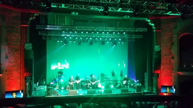 Echoes of Pompeii - Comfortably Numb смотреть онлайн