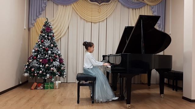 Абалакова Полина, 9 лет. С. Майкапар "Мазурка" смотреть онлайн