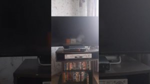 Заставка на VHS «Корпорация монстров» (2001) от Видеосервис (2002)
