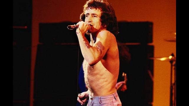 AC/DC - What's Next To The Moon - Bon Scott isolated vocals смотреть онлайн