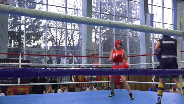 Бокс Україна Білорусь. (2003-04) 57 кг. Лецко Дарья (Пінск) - Боярина Ірина (Луцьк ДЮСШ №2) смотреть онлайн