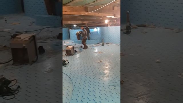 Завершение стройки бассейна из полипропилена смотреть онлайн