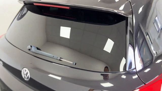 2015 Volkswagen Scirocco R смотреть онлайн