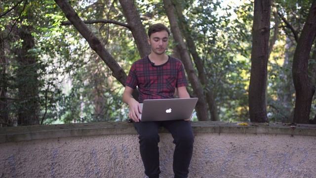 MacBook Pro 15" (Mid-2015) - Overview & Review смотреть онлайн