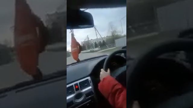 Девочка водит машину в 6 лет смотреть онлайн