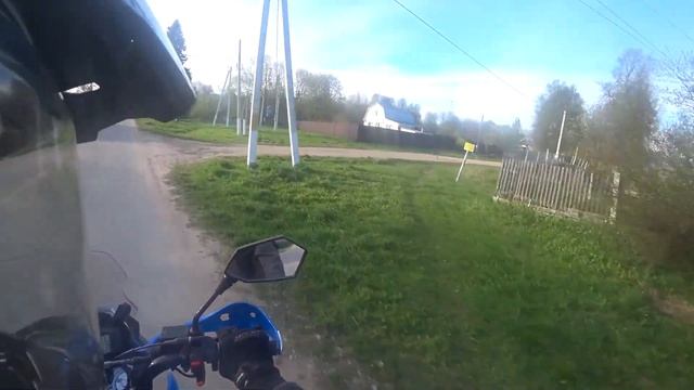 Катаемся по поселку на Motoland XR250 Enduro смотреть онлайн