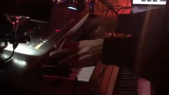 Kanye west touch the sky mike dean clip смотреть онлайн