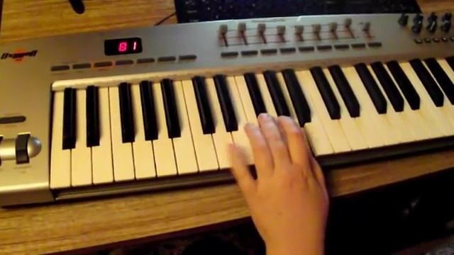 Строим мажорные и минорные трезвучия на propianino.ru смотреть онлайн