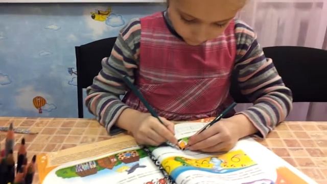 Учимся писать одновременно двумя руками смотреть онлайн