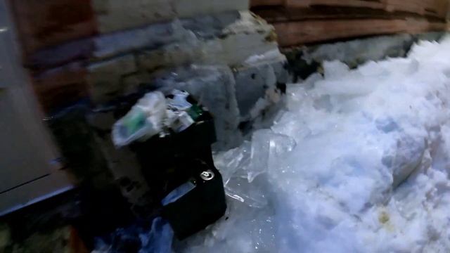 ПОИСК МЕДИ И МЕТАЛЛОЛОМА В ГОРОДЕ БЕЗ МЕТАЛЛОИСКАТЕЛЯ. СБОР МЕТАЛЛОЛОМА В ГОРОДЕ! . смотреть онлайн