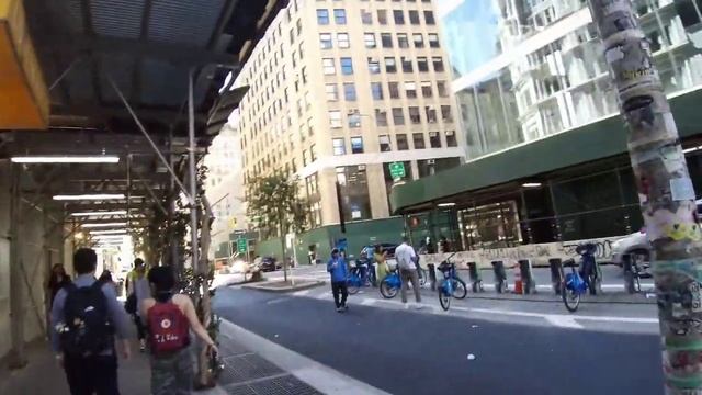 Бродвей, ищу знаменитое здание утюг в Манхэттен смотреть онлайн