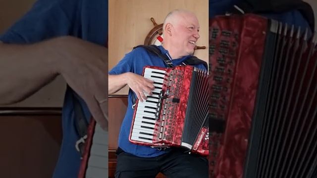 "Извозчик" на аккордеоне смотреть онлайн