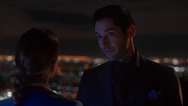 Люцифер 3x23 - Люцифер рассказывает Хлое правду о себе  Люцифер целует Хлою.mp4