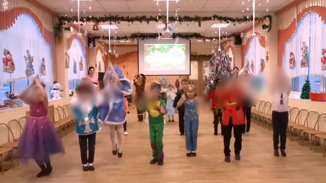 Новогодний общий танец в детском саду смотреть онлайн