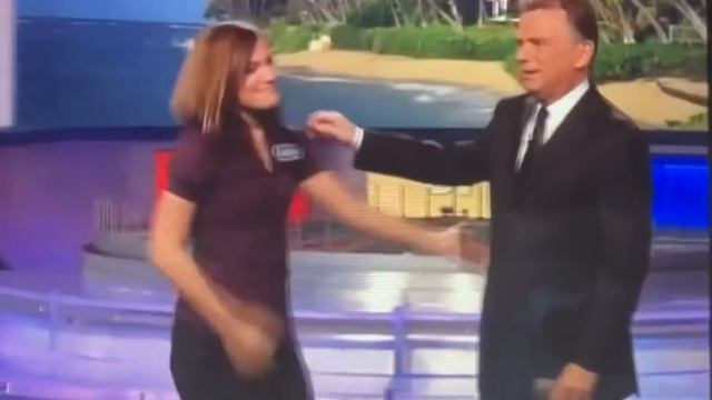 [Vintage] Painful $100,000 Loss on Wheel of Fortune's Bonus Round with Lose Theme in Deca Sports 3 смотреть онлайн