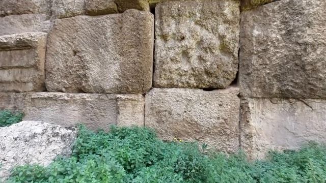 БААЛЬБЕК: КУДА НЕ ЗАХОДЯТ ТУРИСТЫ. МЕГАЛИТИЧЕСКИЕ СТЕНЫ И ТОННЕЛИ смотреть онлайн