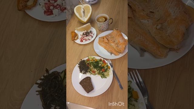 4.12 Рассказываю чем обедаю)) А как вы думаете насчет АНОРЕКСИИ??Отреагируйте как нибудь))) смотреть онлайн