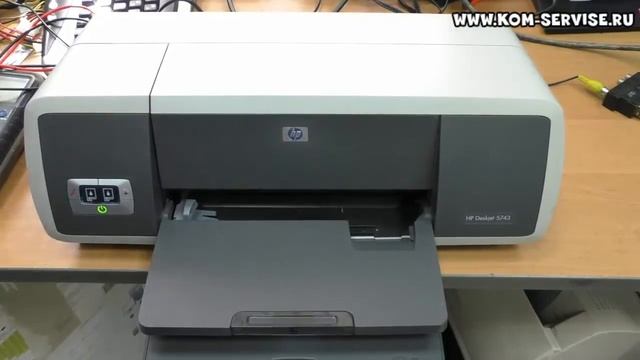 Как вытащить струйные картриджи из принтера HP 5743. Печать теста. смотреть онлайн