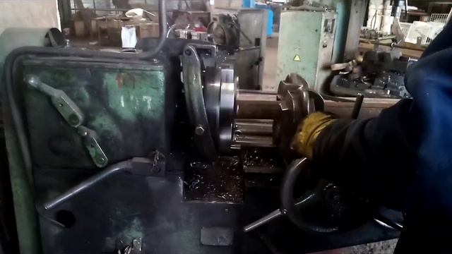 Труба В/Г Чер. 50*3.5 Резка резьбы. ДУ 50.Клупп ручной отдыхает.На 50 и 60 идет отдельным ящиком. смотреть онлайн