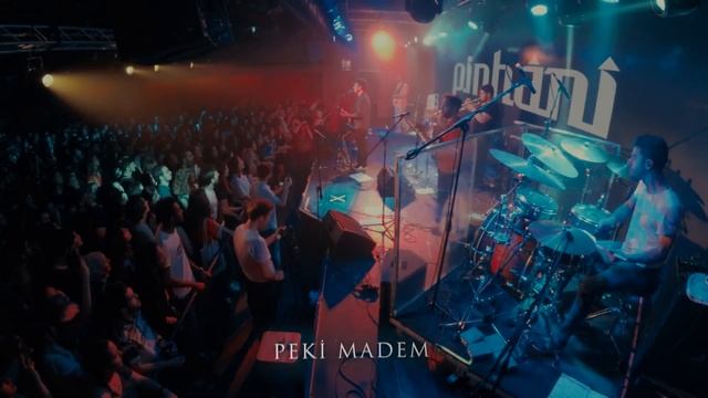 Pinhâni - Peki Madem (Mayıs 2019 IF Beşiktaş Konseri) смотреть онлайн