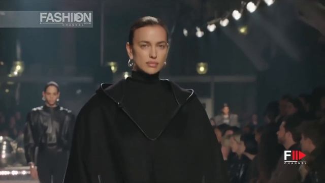 IRINA SHAYK Model Fall 2020 - Fashion Channel смотреть онлайн