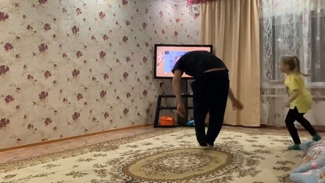 Игра в жмурки смотреть онлайн